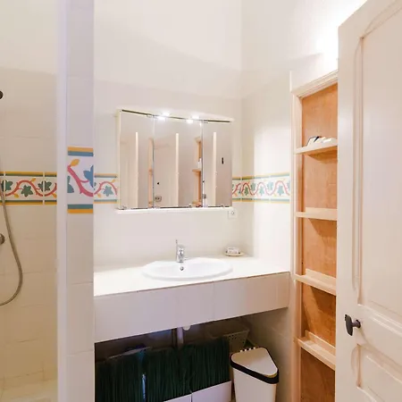 Apartamento Spacieux Dans Domaine Viticole à 2 Km De Narbonne-plage, 3 Chambres, Accès Wifi Inclus - Fr-1-409-180