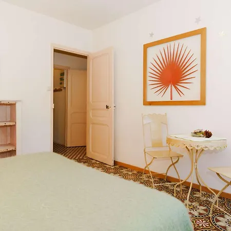 Spacieux Dans Domaine Viticole à 2 Km De Narbonne-plage, 3 Chambres, Accès Wifi Inclus - Fr-1-409-180 Narbona