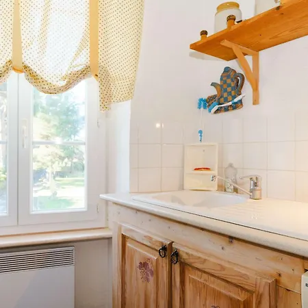 Spacieux Dans Domaine Viticole à 2 Km De Narbonne-plage, 3 Chambres, Accès Wifi Inclus - Fr-1-409-180