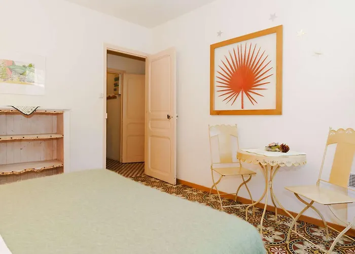 Spacieux Dans Domaine Viticole A 2 Km De Narbonne-plage, 3 Chambres, Acces Wifi Inclus - Fr-1-409-180 נרבון